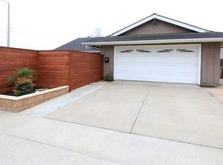 9972 Spinnaker Dr, Huntington Beach, CA 92646