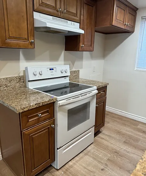 124 1st St #2 — Photo 9