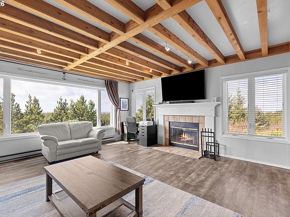 3rd image of 2801 Willows Rd #8