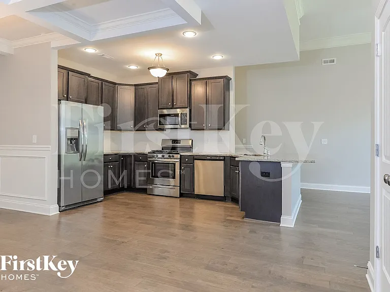 5542 Bridle Way — Photo 6