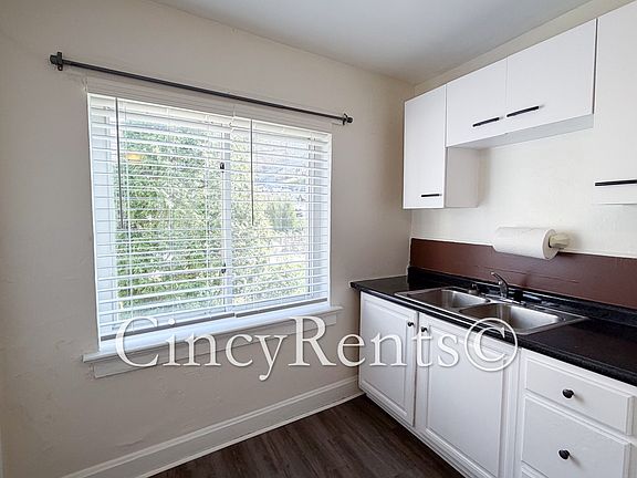3rd image of 3540 Columbia Pkwy #1