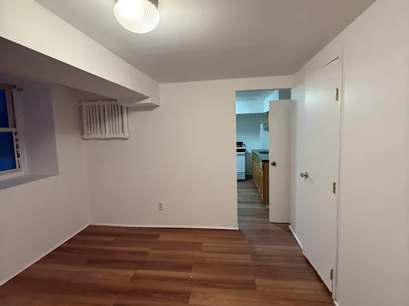 (undisclosed Address), New Rochelle, NY 10801