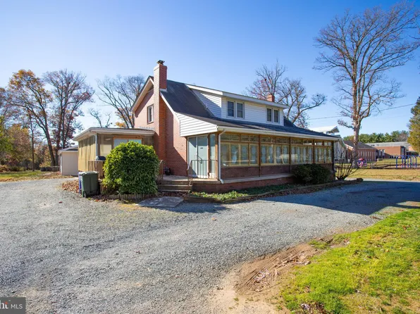 6904 Muncaster Mill Rd, Derwood, MD 20855
