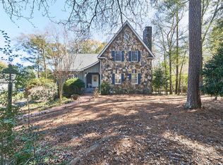 12 Village Ln, Pinehurst, NC 28374
