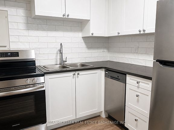 5th image of 735 Wonderland Rd S #212