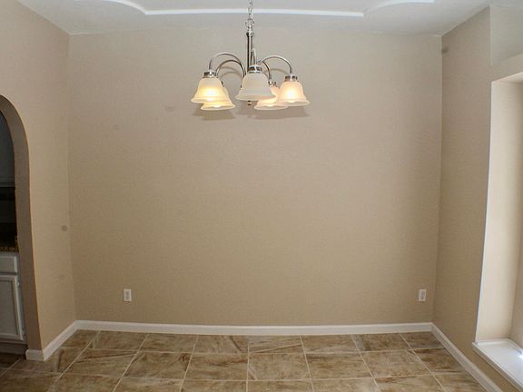2nd image of 1851 Luis Gomez Pl