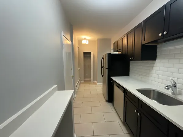 829 W Sunnyside Ave APT 101, Chicago, IL 60640
