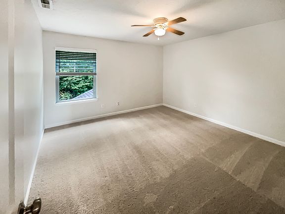 5th image of 10334 Corydon Ct