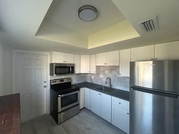 3460 32nd Ave N APT 101, Saint Petersburg, FL 33713