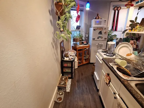 1632 London Rd #3, Duluth, MN 55812