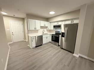 110 Corvette View Ct #B, Bowling Green, KY 42103