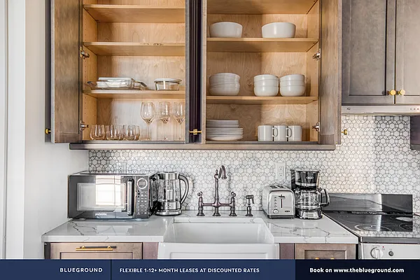 Rented by The Blueground | media 74