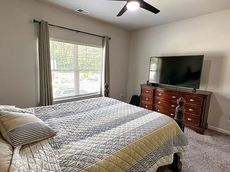 135 Collington Cir — Photo 18
