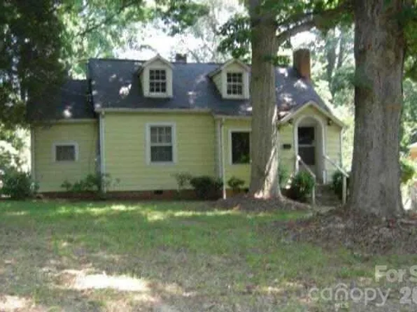 3700 Avalon Ave, Charlotte, NC 28208