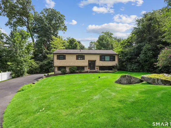 14 Clark Road, New Fairfield, CT 06812