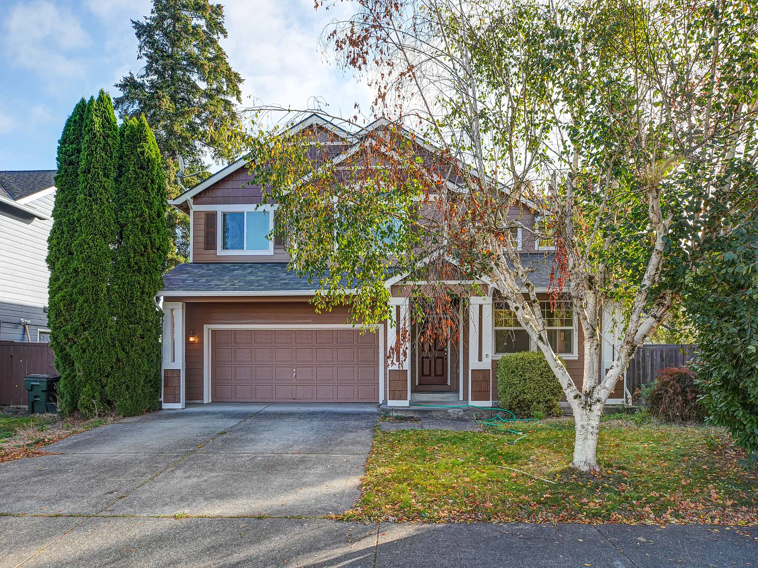 4 bed, 2.5 bath, 2177 sqft, $3,095 — Photo 2
