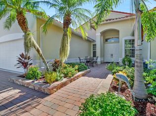 20520 Foxworth Cir, Estero, FL 33928