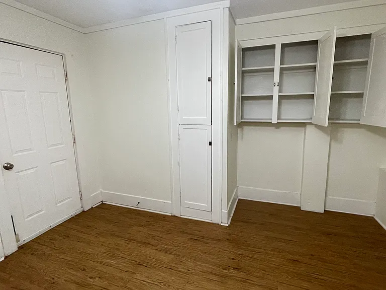 220 E Toronto Ave #2 — Photo 6