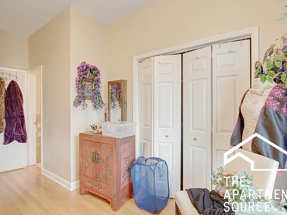 5th image of 1629 W Grand Ave APT 2