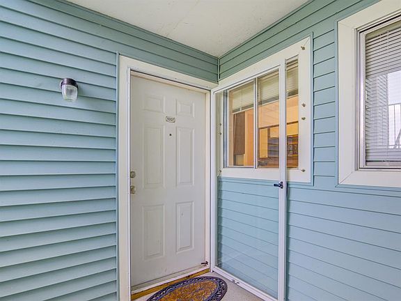 5th image of 18617 Egret Bay Blvd APT 1007