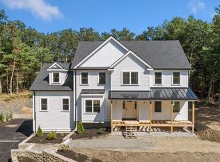 351 Grove St, Reading, MA 01867