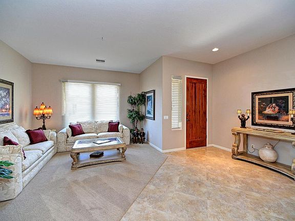 4th image of 14068 E Lupine Ave