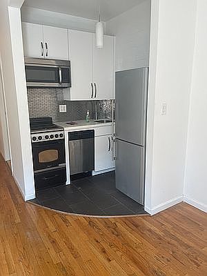 5th image of 108 W 116th St APT 2B