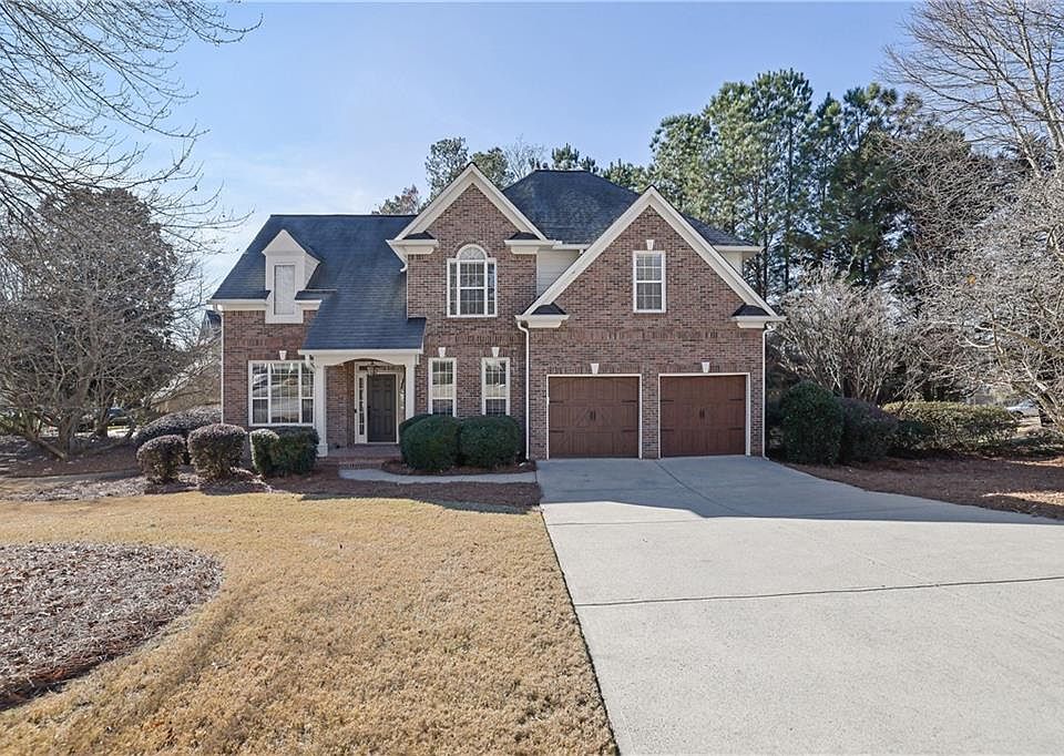 1st image of 711 Tall Oaks Dr