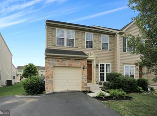 302 Maple Dr, Hanover, PA 17331