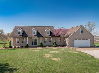 10499 W Meadowlark Hill Rd, Chandler, IN 47610