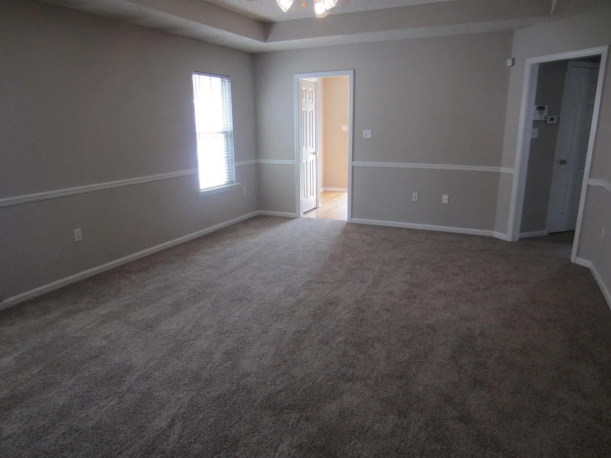 Building Photo - 3011 Asbury Cir