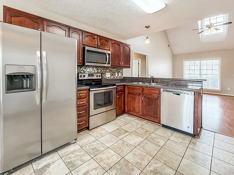 3360 Cornerstone Dr — Photo 9