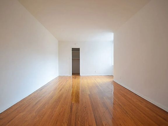 2nd image of 1981 Sedgwick Ave APT 5F