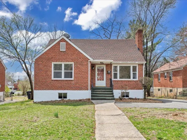 3012 Cove Rd NW, Roanoke, VA 24017