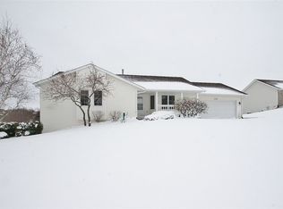 5337 Wagon Wheel Ln, Loves Park, IL 61111