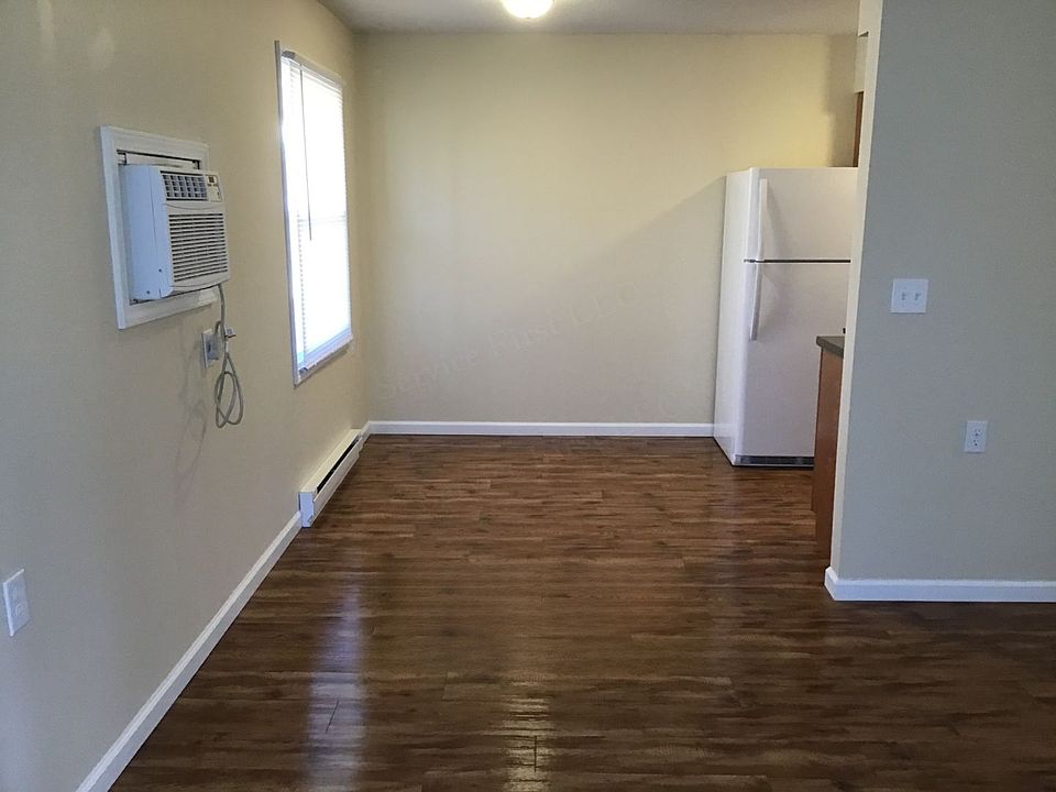 Belmont Homes 410 S Smith St Windsor MO Zillow