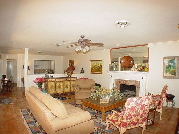2nd image of 1400 W Pecan Ave