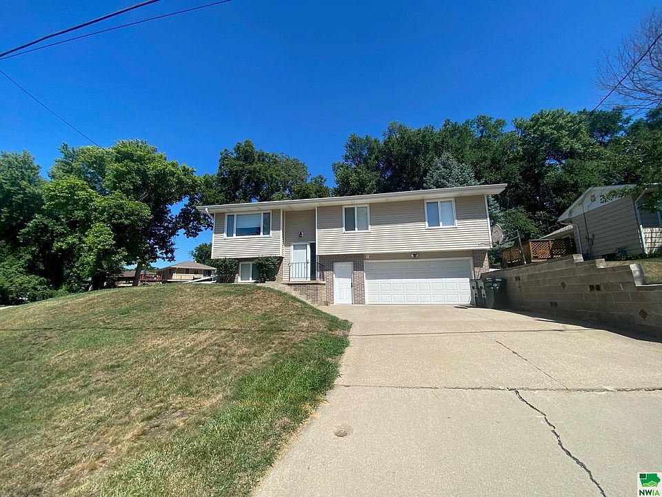 1st image of 2700 S Royce St