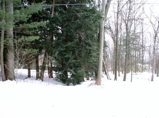 Lake Ave, Grand Haven, MI 49417