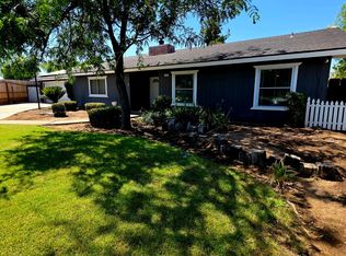 2214 Holt Ave, Sanger, CA 93657