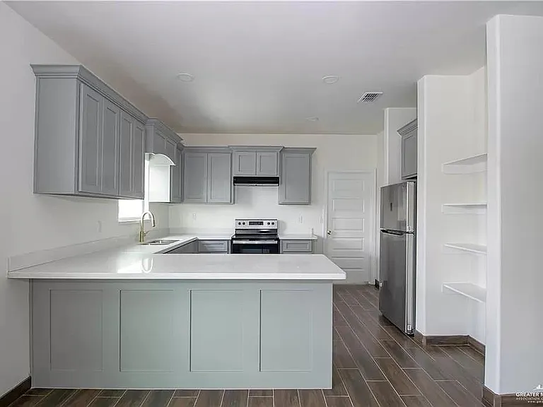 3012 W Sandlewood St #1 — Photo 3