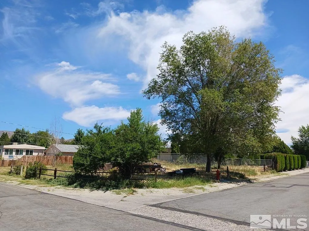 3300 Biltmore St photo 1