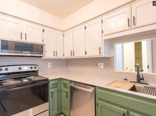 1850 Claflin Rd #18, Manhattan, KS 66502