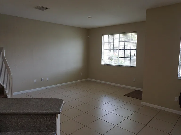 2030 Nassau Dr — Photo 3