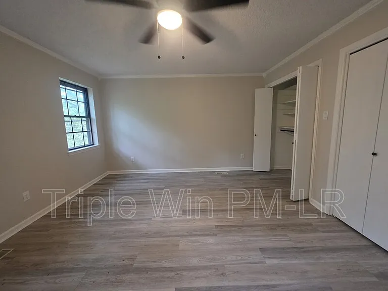 12320 Shawnee Forest Dr — Photo 25