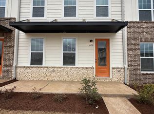 6890 Talcott Ln, Bartlett, TN 38135