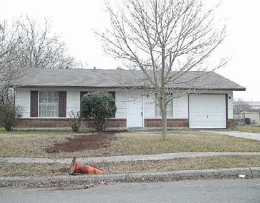 1st image of 6082 CASTLE HUNT DR