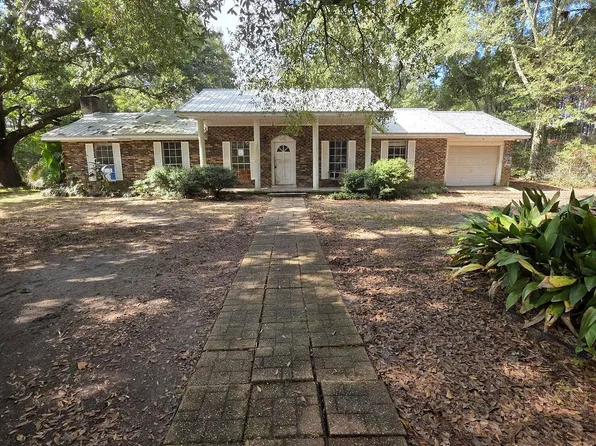 619 Highway 29, Wiggins, MS 39577