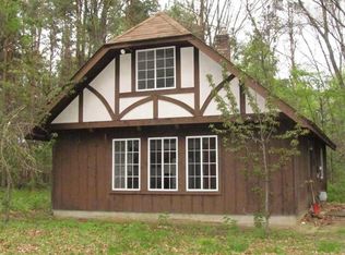 18510 Bowdish Rd, Gregory, MI 48137