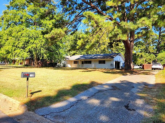 3rd image of 115 Meadowbrook Dr